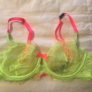 Victoria Secret complete lace bra